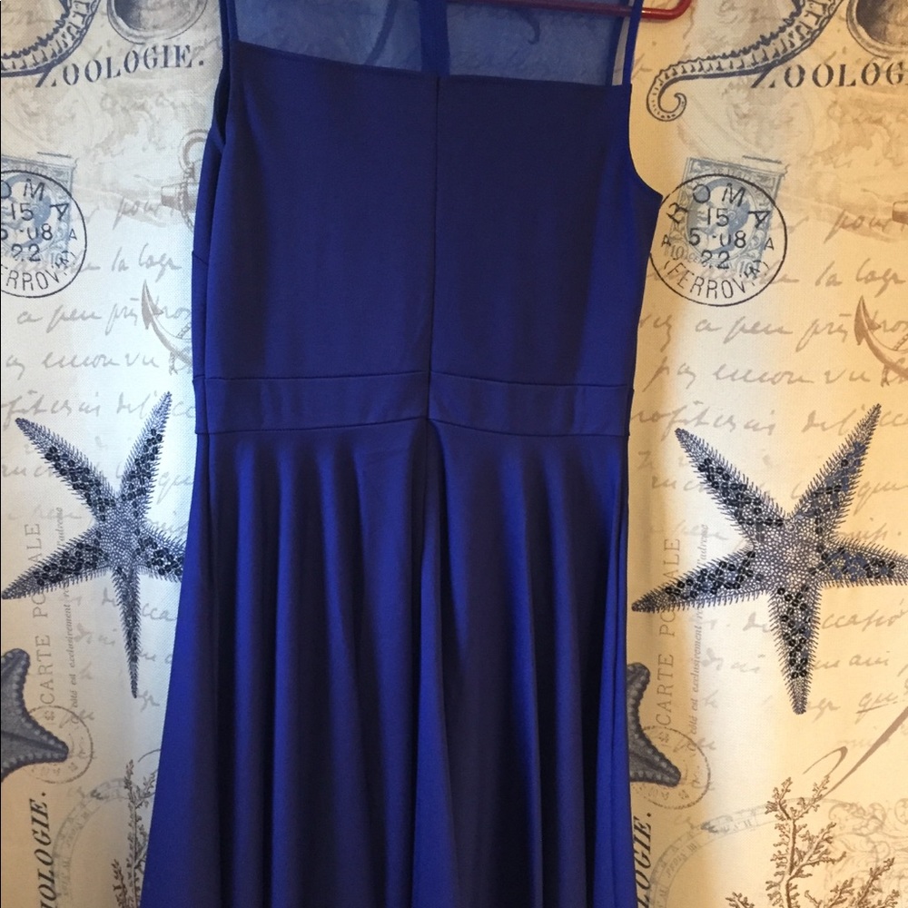 Dress - Picture 4 of 5